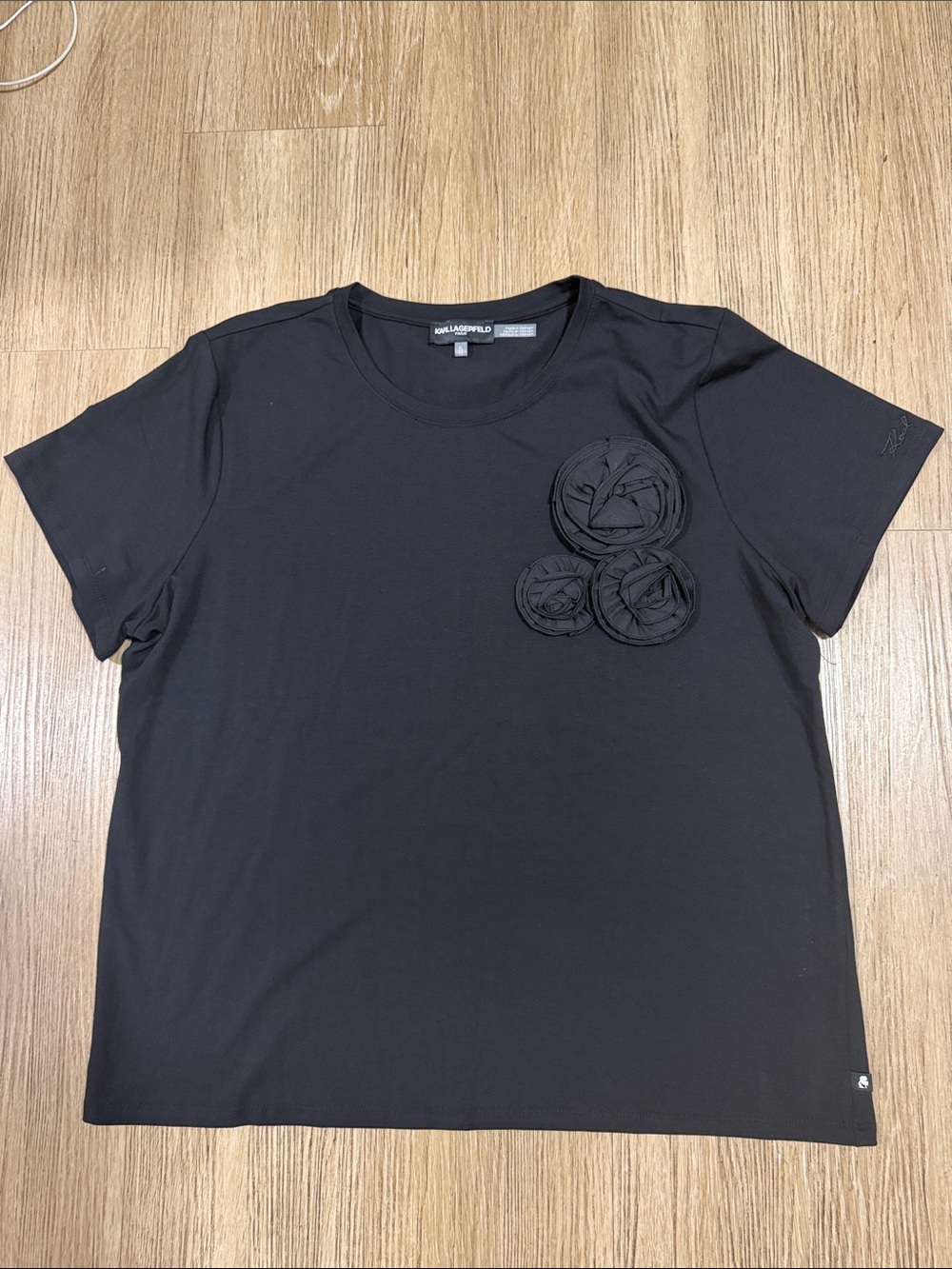 Karl Lagerfeld Black Short Sleeve Tee with Floral Rosette Accents XL
